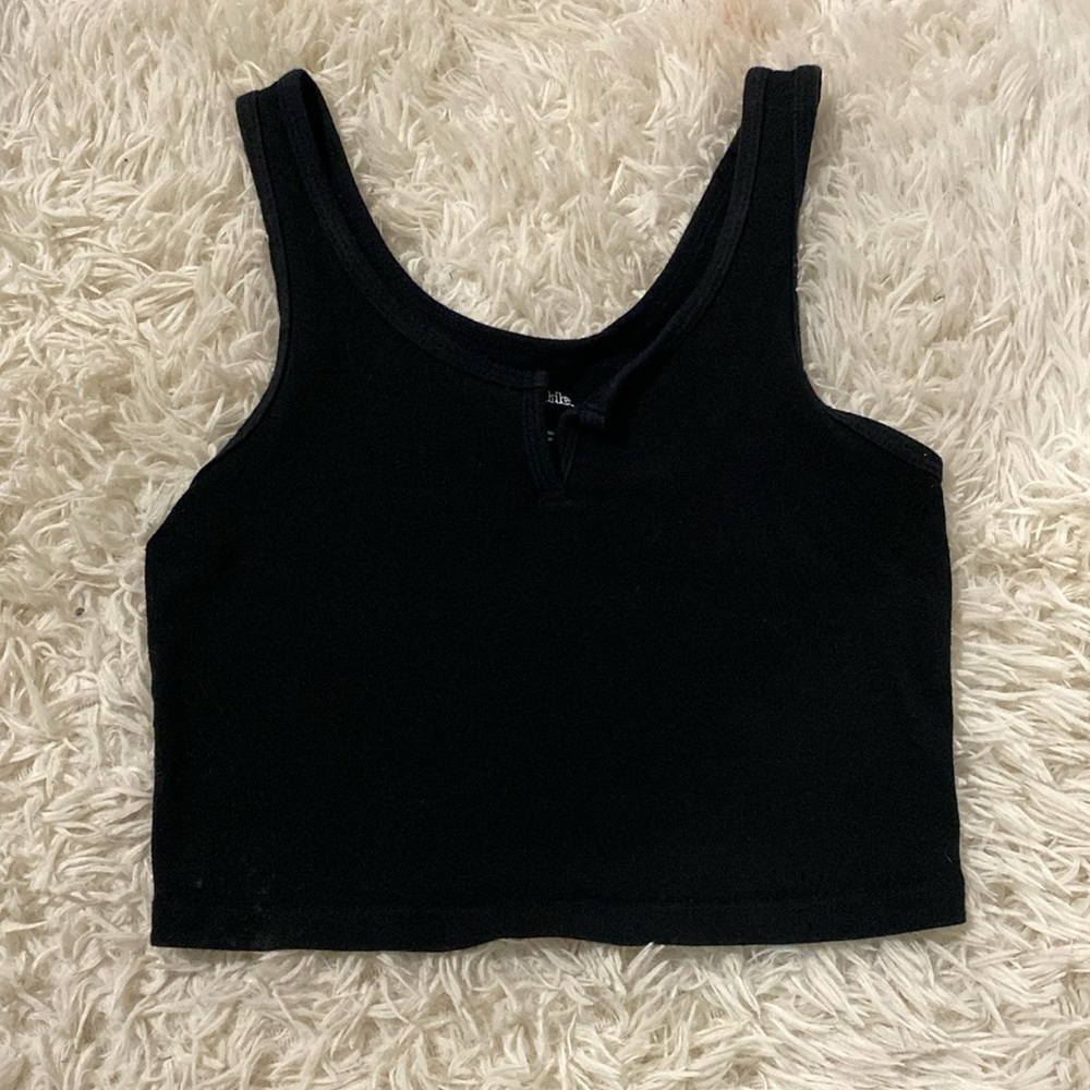 Black crop top